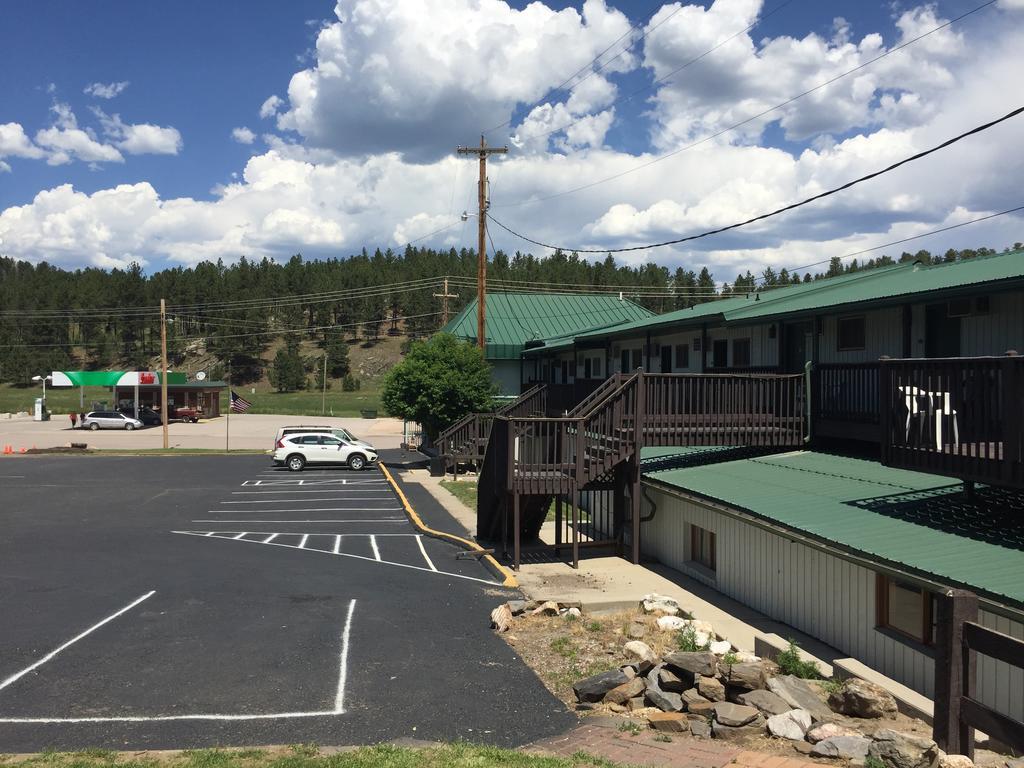 Dakota Cowboy Inn Custer Eksteriør billede